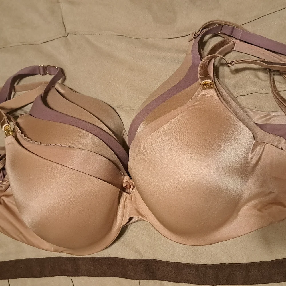 Elegant Women's Satin Bra Set - Cream and Tan - Picture 5 of 9